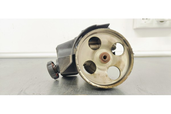 Recambio de bomba direccion para peugeot 206 berlina 2.0 16v cat referencia OEM IAM 9636426280  