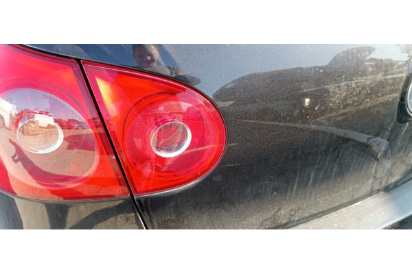 Recambio de piloto trasero izquierdo interior para volkswagen golf v berlina (1k1) gt sport referencia OEM IAM   