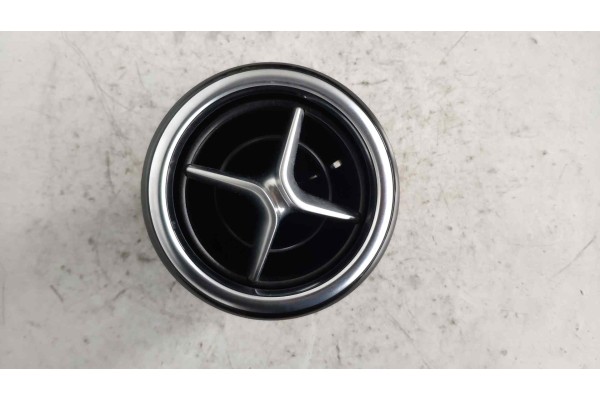 Recambio de rejilla aireadora para mercedes-benz clase b (w246) 1.8 cdi cat referencia OEM IAM A2468304000  