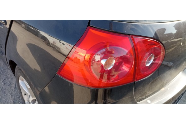 Recambio de piloto trasero izquierdo para volkswagen golf v berlina (1k1) gt sport referencia OEM IAM   