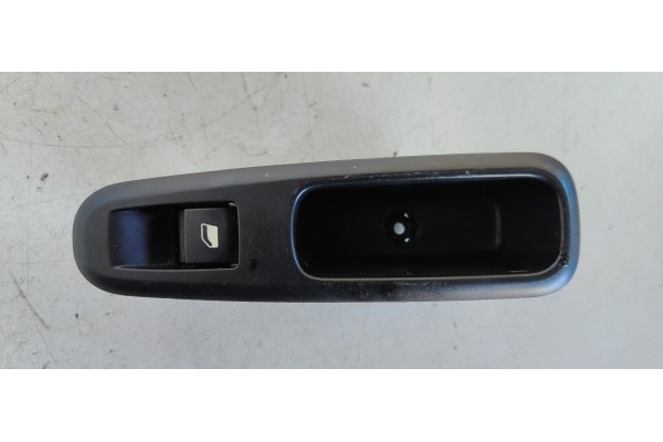 Recambio de maneta interior trasera izquierda para peugeot 5008 allure referencia OEM IAM 96759764ZD  