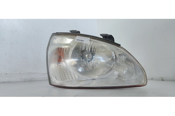 Recambio de faro derecho para kia carens 2.0 turbodiesel cat referencia OEM IAM   