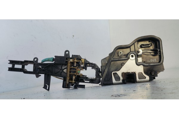 Recambio de cerradura puerta trasera izquierda para bmw serie 1 berlina (e81/e87) 120d referencia OEM IAM   