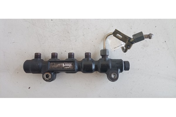 Recambio de rampa inyectora para ford focus turnier (cak) ghia referencia OEM IAM 9654592680  