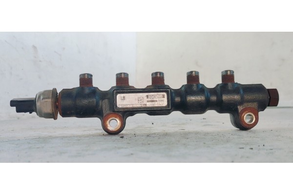 Recambio de rampa inyectora para citroen c4 berlina cool referencia OEM IAM 9654592680  