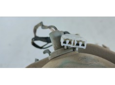 Recambio de piloto trasero derecho interior para kia carens 2.0 turbodiesel cat referencia OEM IAM   