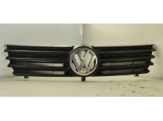 Recambio de rejilla delantera para volkswagen polo berlina (6n2) conceptline referencia OEM IAM   