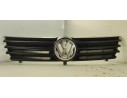 Recambio de rejilla delantera para volkswagen polo berlina (6n2) conceptline referencia OEM IAM   