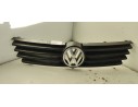 Recambio de rejilla delantera para volkswagen polo berlina (6n2) conceptline referencia OEM IAM   