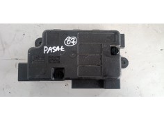 CAJA RELES / FUSIBLES 3C0937548 