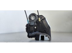 Recambio de cerradura puerta trasera derecha para toyota rav 4 referencia OEM IAM   