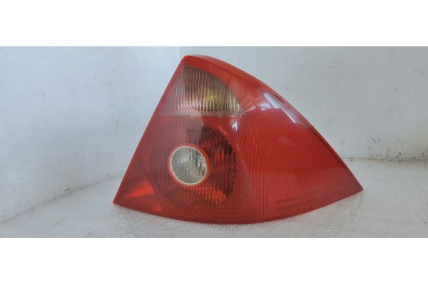 Recambio de piloto trasero derecho para ford mondeo berlina (ge) titanium (d) referencia OEM IAM   