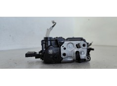 CERRADURA PUERTA TRASERA IZQUIERDA A048069 