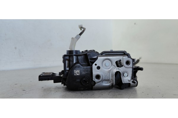 Recambio de cerradura puerta trasera izquierda para peugeot 5008 allure referencia OEM IAM A048069  