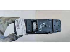 Recambio de mando elevalunas delantero izquierdo para lancia thema 3.0jtd 240 fap referencia OEM IAM 56046826AC  