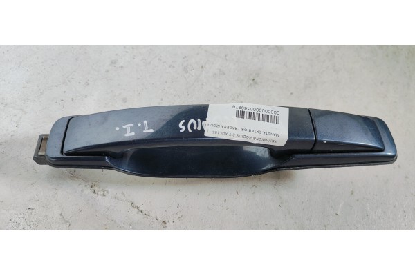 Recambio de maneta exterior trasera izquierda para ssangyong rodius 2.7 xdi 165 referencia OEM IAM   