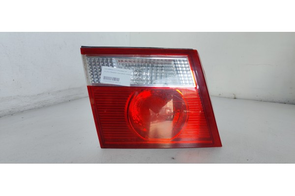 Recambio de piloto trasero izquierdo interior para kia carens 2.0 turbodiesel cat referencia OEM IAM   