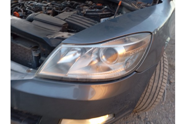 Recambio de faro izquierdo para skoda octavia combi (1z5) sport edition referencia OEM IAM   