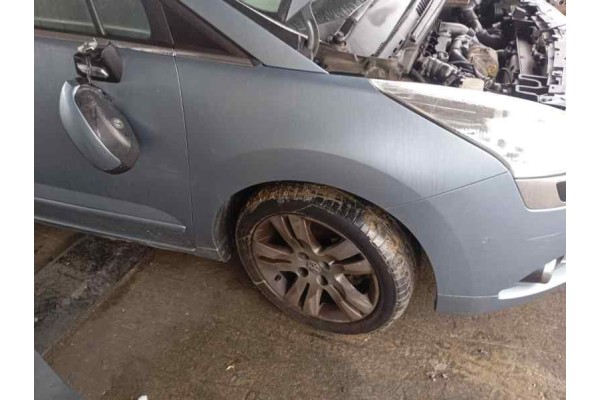 Recambio de aleta delantera derecha para peugeot 5008 1.6 hdi 110 fap referencia OEM IAM   