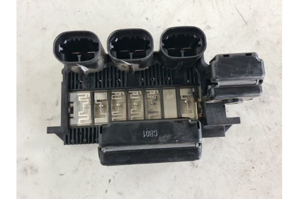 Recambio de caja reles / fusibles para citroen jumpy 1.6 16v hdi fap referencia OEM IAM 1400550780 72276156 