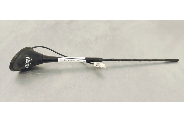 Recambio de antena para seat ibiza iv berlina 1.2 tdi 75 fap referencia OEM IAM 6Q0035575A  
