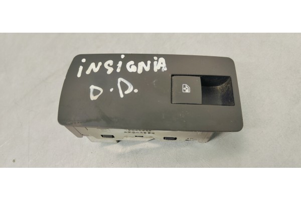 Recambio de mando elevalunas delantero derecho para opel insignia berlina selective referencia OEM IAM 39007661  