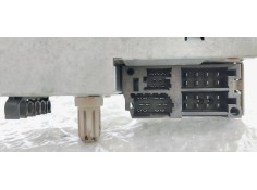 Recambio de sistema audio / radio cd para renault megane ii coupe/cabrio luxe dynamique referencia OEM IAM 8200483757  