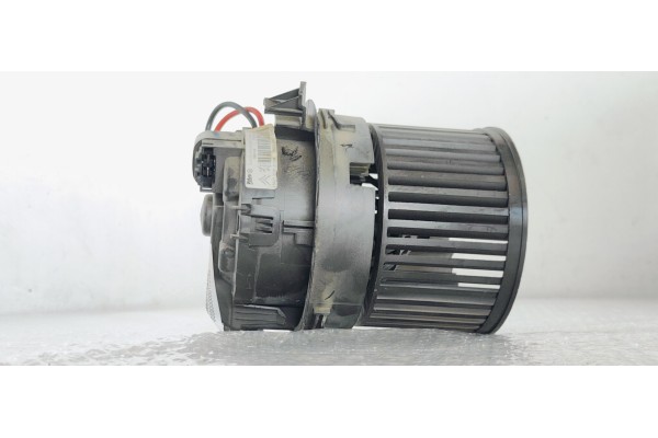 Recambio de ventilador calefaccion para peugeot 2008 (--.2013) 1.6 i 120 referencia OEM IAM T1013140A  