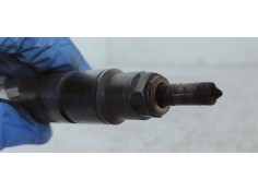 Recambio de inyector para volkswagen golf iv berlina (1j1) 1.9 tdi referencia OEM IAM 028130201T  