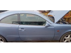 PUERTA DELANTERA DERECHA 