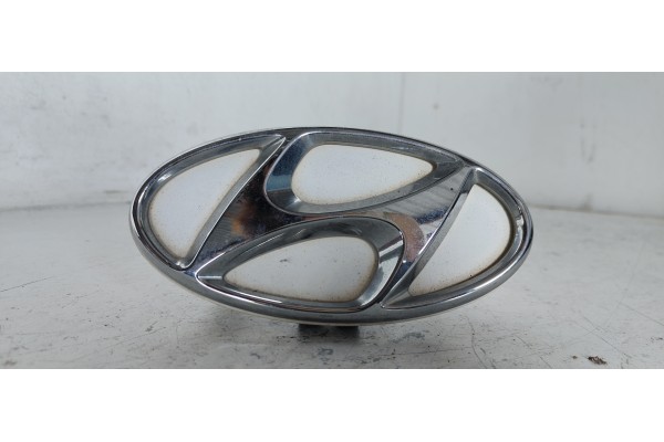 Recambio de molduras traseras para hyundai i30 (gd) style referencia OEM IAM 87311A6000  