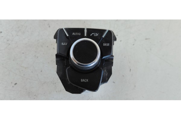 Recambio de mando multifuncion para opel insignia sports tourer 2.0 16v cdti referencia OEM IAM 13310066  