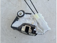 Recambio de cerradura puerta delantera izquierda para toyota yaris referencia OEM IAM T4311140F3  