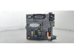 CAJA RELES / FUSIBLES 28017881 