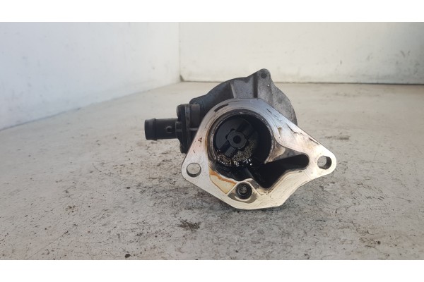 Recambio de depresor freno / bomba vacio para renault laguna ii (bg0) referencia OEM IAM 8200072985  