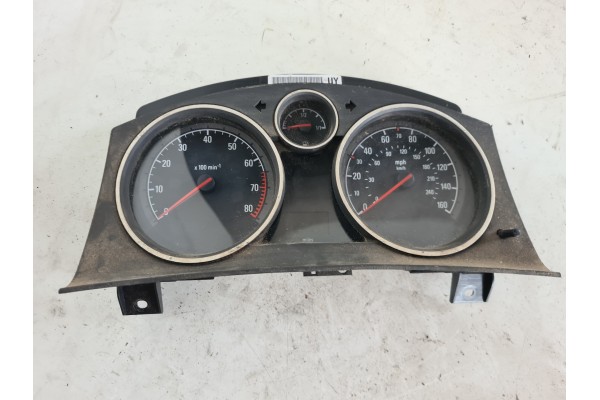 Recambio de cuadro instrumentos para opel zafira b 1.9 cdti referencia OEM IAM 3164392 A2C53085860 13267560
