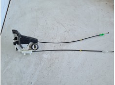 Recambio de cerradura puerta trasera izquierda para toyota yaris referencia OEM IAM Q5114120F2  