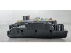 Recambio de caja reles / fusibles para volvo s60 berlina 2.4 d referencia OEM IAM 28017881  