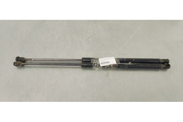 Recambio de amortiguadores maletero / porton para ssangyong kyron 2.0 d referencia OEM IAM 7145009000  