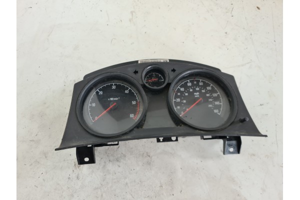 Recambio de cuadro instrumentos para opel zafira b 1.9 cdti referencia OEM IAM 3164392  
