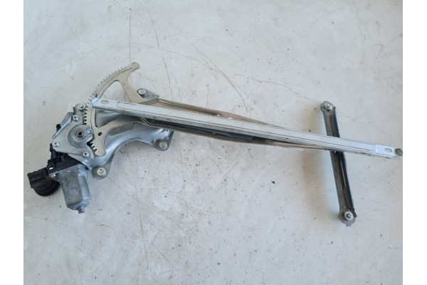 Recambio de elevalunas delantero izquierdo para toyota yaris referencia OEM IAM   