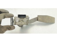 Recambio de pedal acelerador para opel insignia sports tourer 2.0 cdti referencia OEM IAM 13237352  