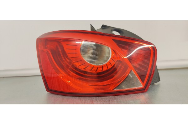 Recambio de piloto trasero izquierdo para seat ibiza iv berlina 1.2 tdi 75 fap referencia OEM IAM 6J4945095K  