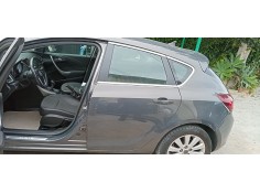 Recambio de puerta trasera izquierda para opel astra j lim. 1.6 cdti dpf referencia OEM IAM   