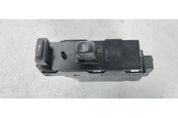 Recambio de mando elevalunas delantero derecho para volvo s60 berlina 2.4 d referencia OEM IAM   