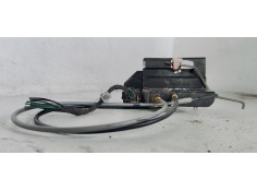 Recambio de cerradura puerta trasera izquierda para ssangyong rodius 2.7 xdi 165 referencia OEM IAM   