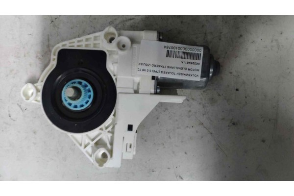 Recambio de motor elevalunas trasero izquierdo para volkswagen touareg (7p5) 3.0 v6 tdi referencia OEM IAM 8K0959811A  
