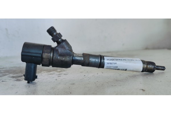 Recambio de inyector para hyundai matrix (fc) 1.5 crdi 16v gls full referencia OEM IAM 0445110256  
