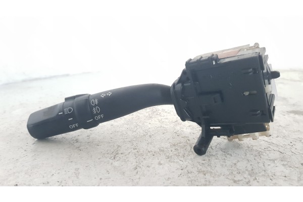Recambio de mando intermitentes para toyota avensis wagon (t25) 2.2 d-4d executive referencia OEM IAM 173650  