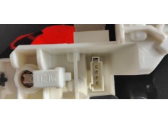 Recambio de piloto trasero izquierdo interior para opel astra j lim. 1.6 cdti dpf referencia OEM IAM   